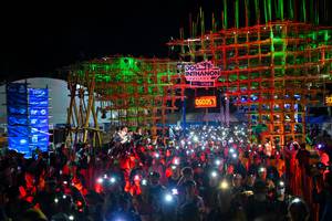 BIB: 06005
                            <button type="button" onclick="openModal(19206764)" class="btn btn-primary btn-sm float-right btn-popup" data-toggle="modal" data-target=".modal-high-quality">
                        <i class="fas fa-shopping-cart"></i> Add to Cart
                    </button>
                                            <button type="button" onclick="isThisMe(19206764, true)" class="btn btn-success btn-sm float-right btn-popup btn-isme hidden" data-toggle="tooltip" data-placement="bottom" title="นี่คือรูปของคุณใช่ไหม คลิกที่นี่เพื่อเอาเข้าอัลบั้ม">
                        <i class="fas fa-plus"></i> Add to album
                    </button>
                    <button type="button" onclick="isThisMe(19206764, false)" class="btn btn-warning btn-sm float-right btn-popup btn-isnotme hidden">
                        <i class="fas fa-ban"></i> Remove from album
                    </button>